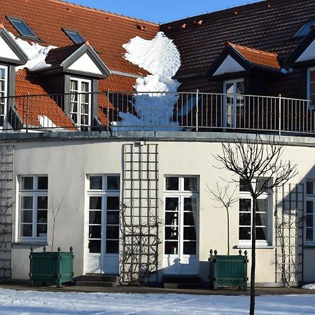 Palac I Folwark Nemino Sierakowice  Buitenkant foto