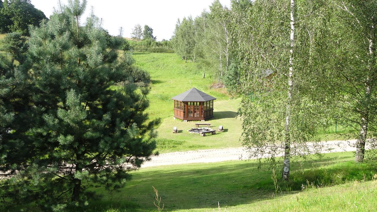 Palac I Folwark Nemino Sierakowice  Buitenkant foto